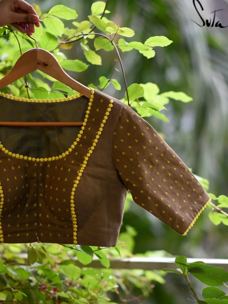 Brown Lacy roads ( Blouse )