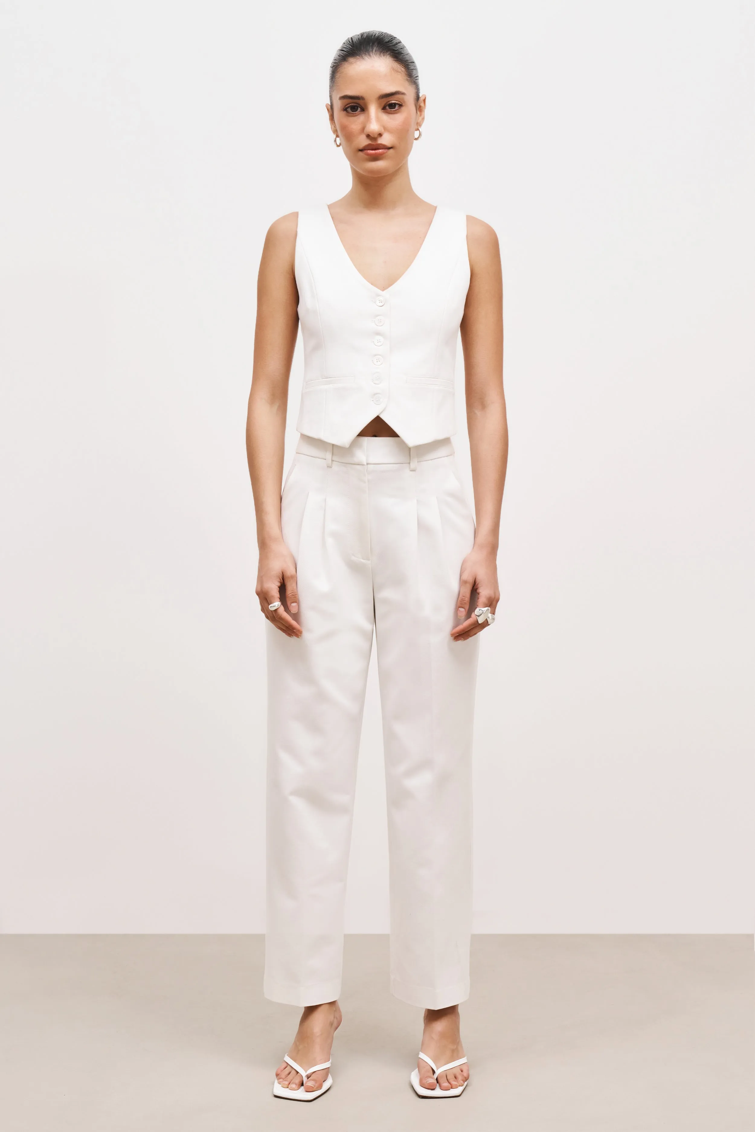 Carrot Leg Trousers - Cream