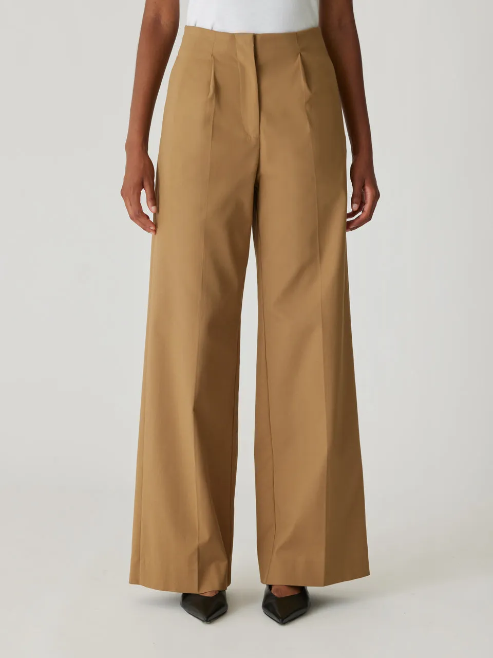 Refined Sateen Wide Leg Cotton Trouser