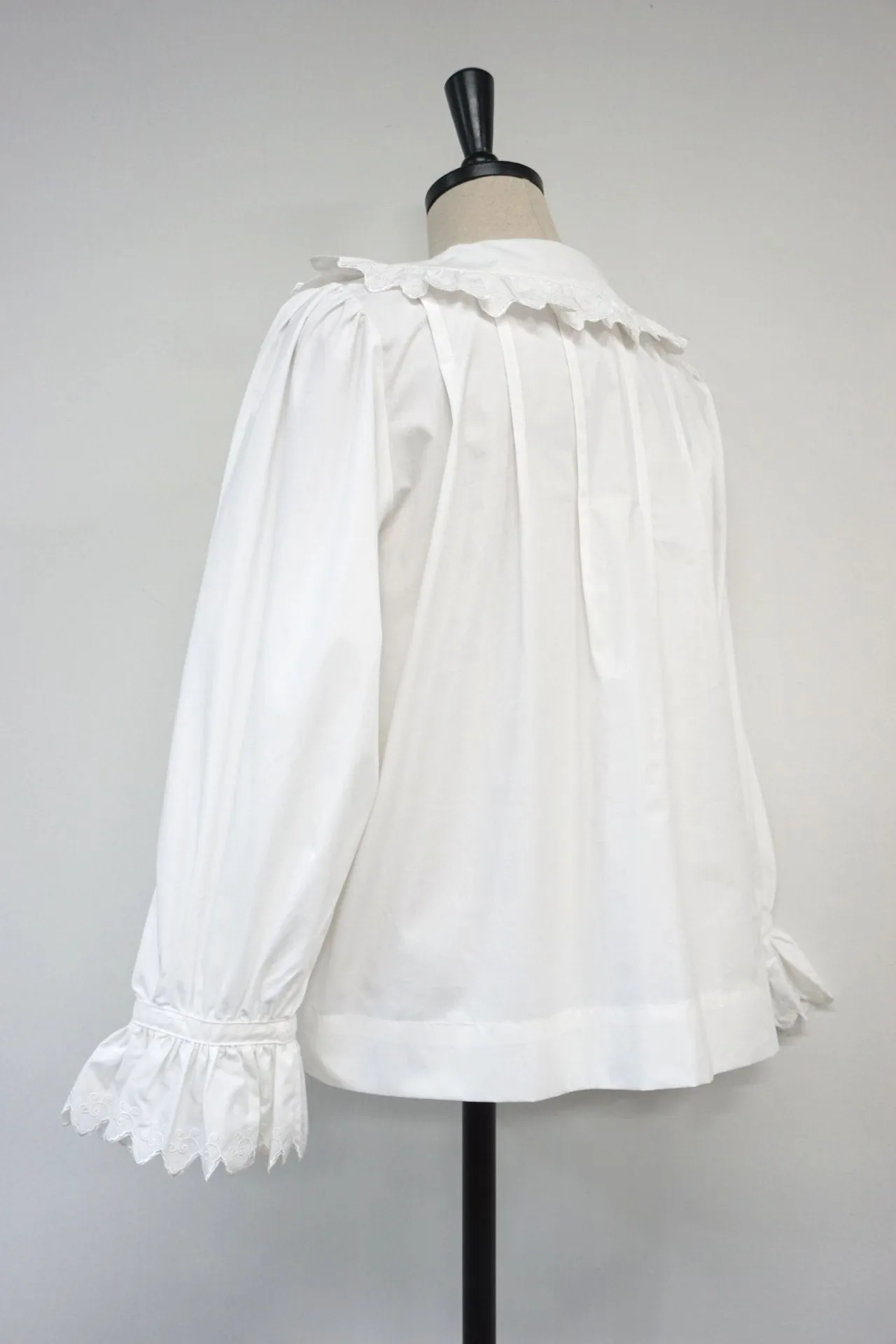 RUFFLE SHAWL COLLAR COTTON BLOUSE