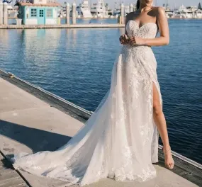 Sexy Strapless Lace/Tulle Wedding Gown All Sizes/Colors