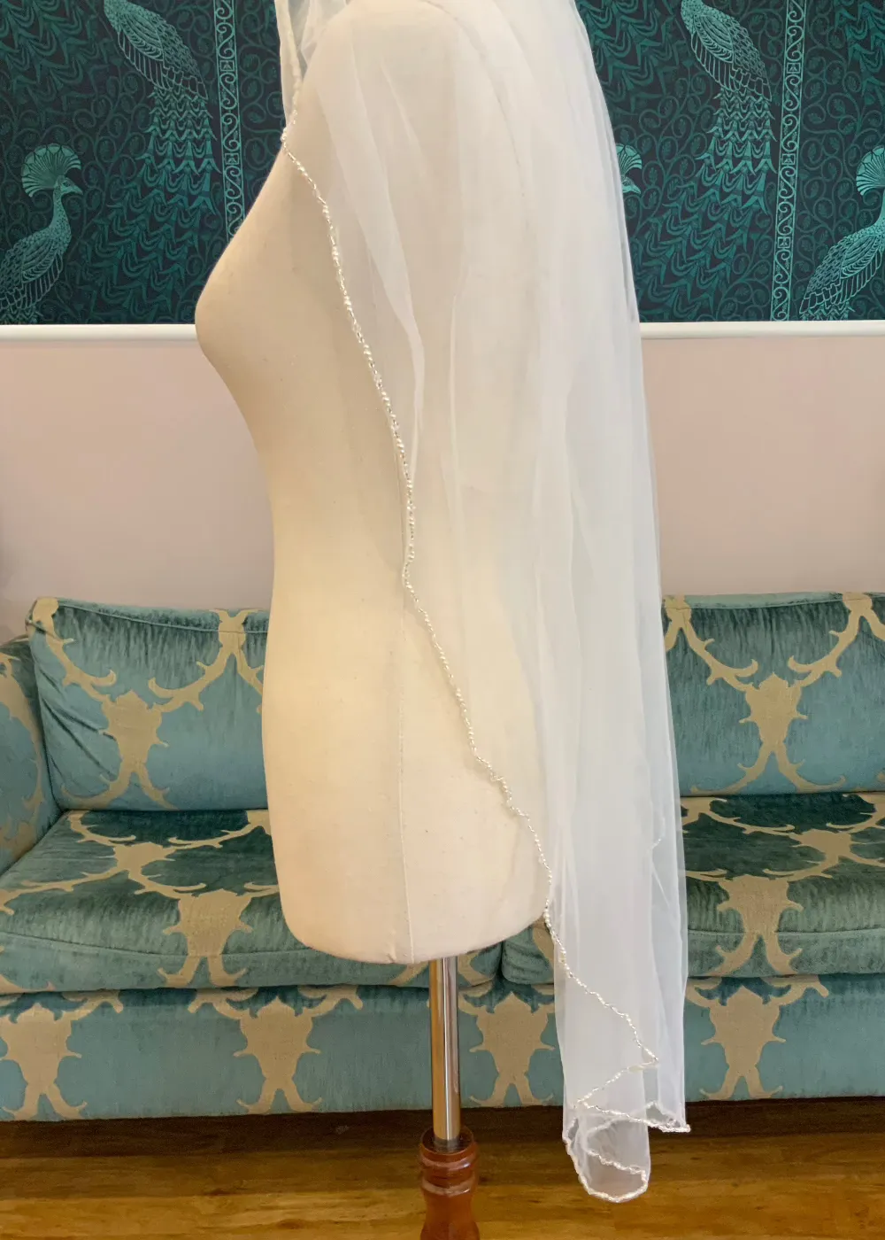 Single row of beads ivory veil in 1 metre length  Express NZ wide